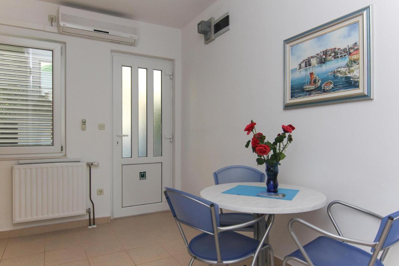 Apartments Villa Alex بوداكا المظهر الخارجي الصورة