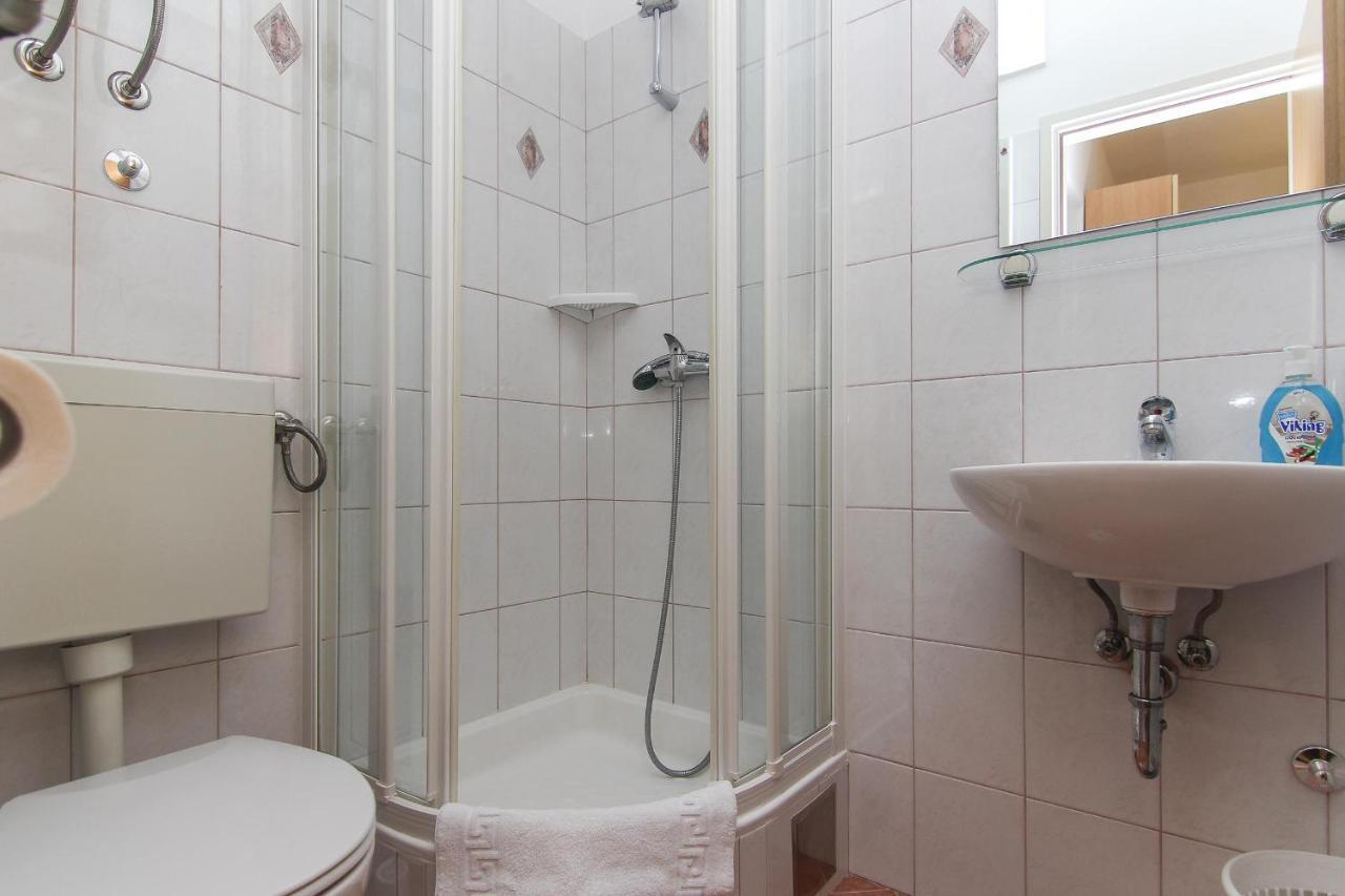 Apartments Villa Alex بوداكا المظهر الخارجي الصورة